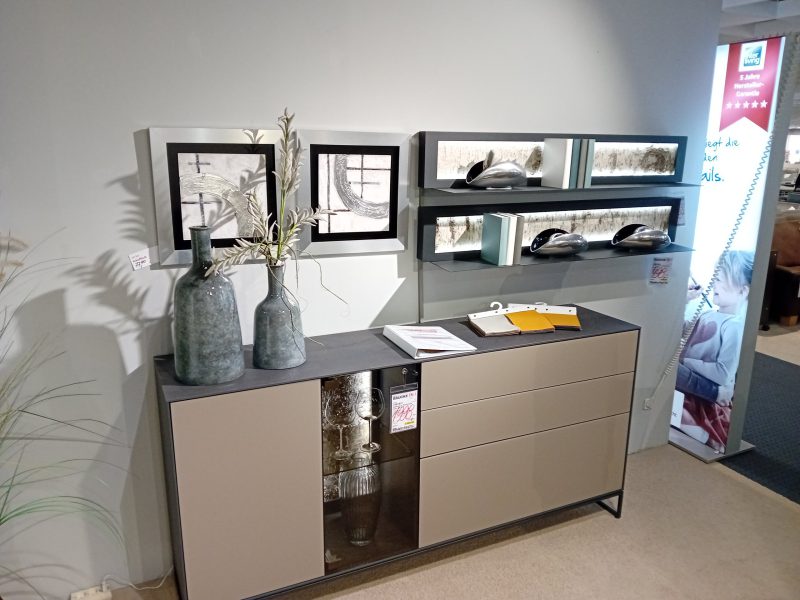 Sideboard
