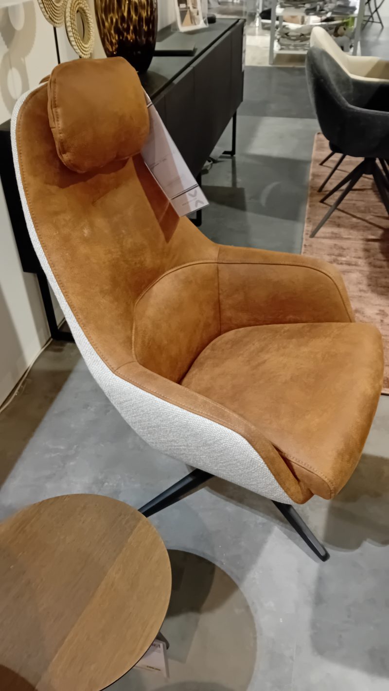Relaxsessel mit Hocker – Bild 2