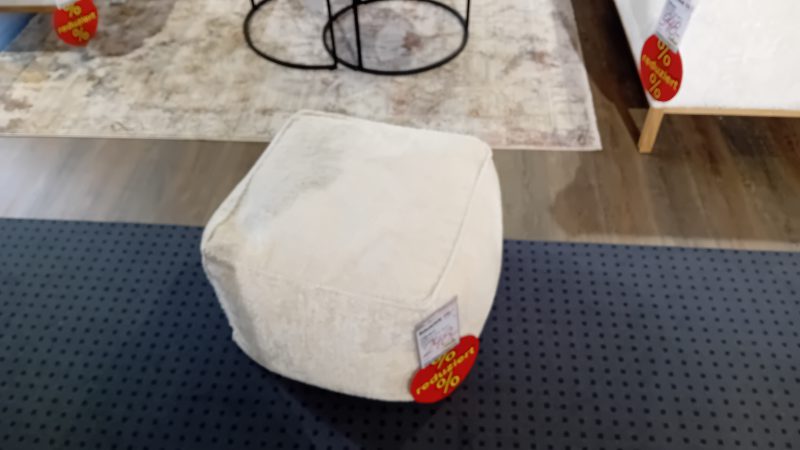 Hocker Roomio No. 4121